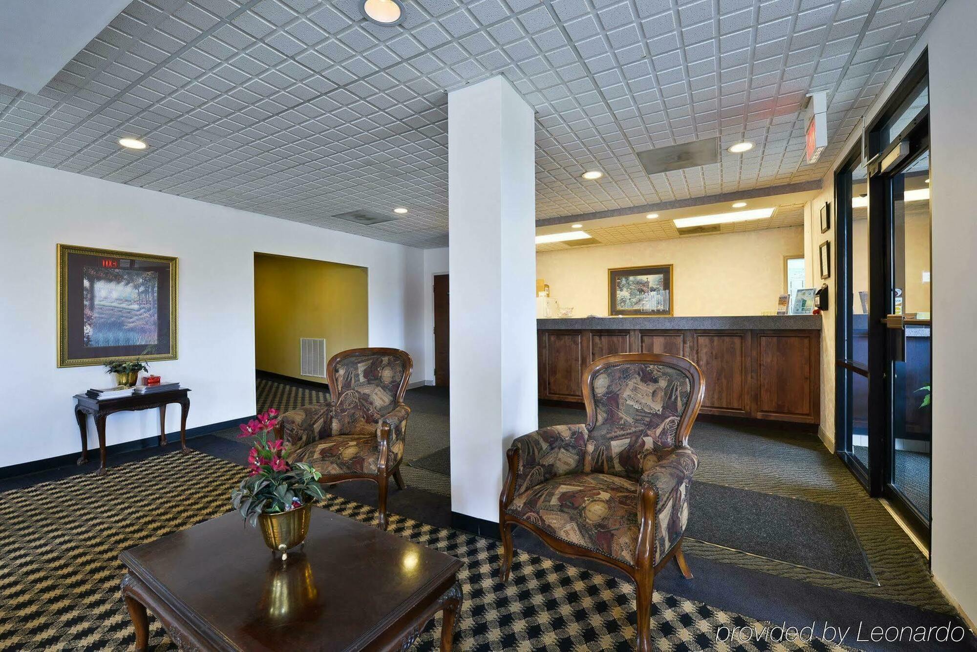 Quality Inn & Suites Айкен Интерьер фото